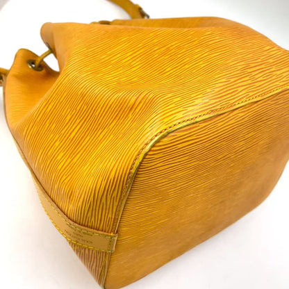 LOUIS VUITTON Petit Noe Epi tassi yellow Shoulder bag