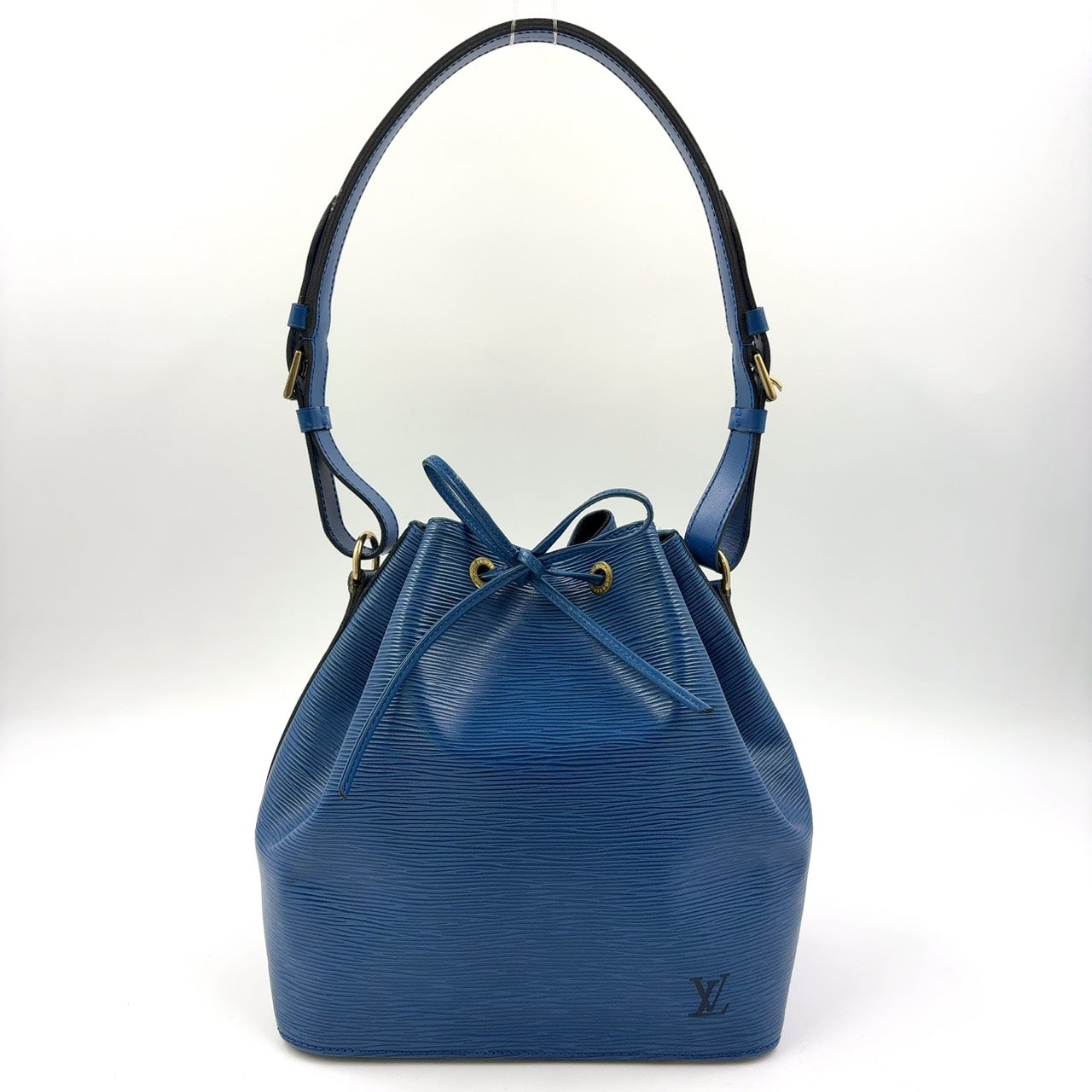 LOUIS VUITTON Petit Noe Epi toledo blue Shoulder bag