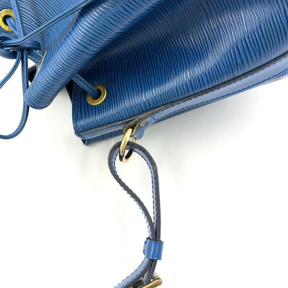 LOUIS VUITTON Petit Noe Epi toledo blue Shoulder bag