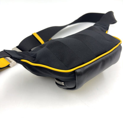 FENDI Body Bag cuir et nylon jaune et noir