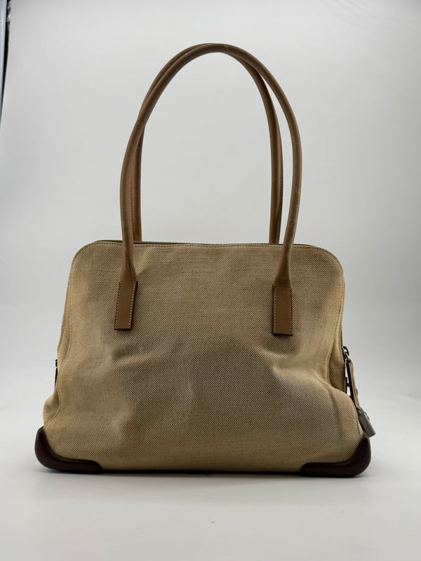 PRADA EN TWEED — vue 2
