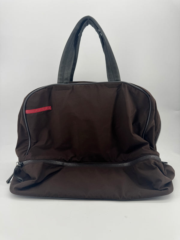 PRADA — vue 2