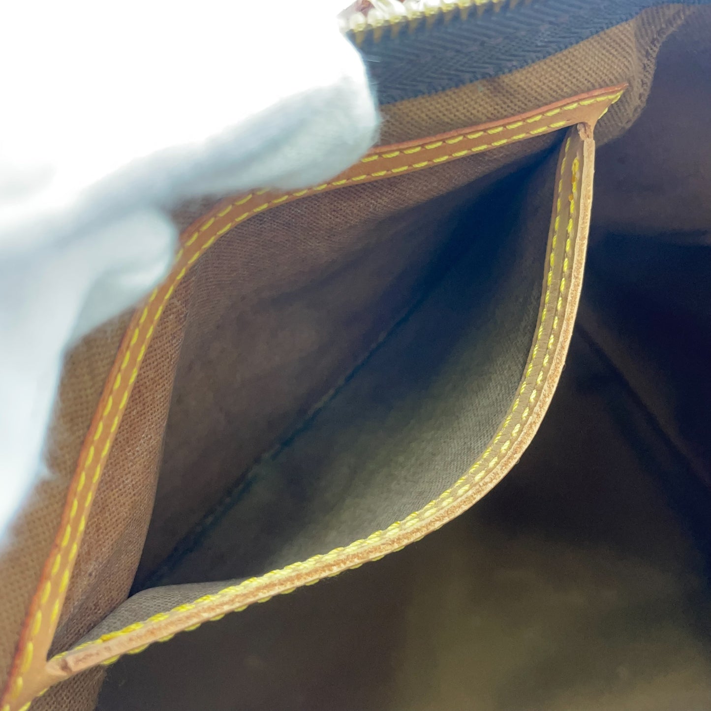 LOUIS VUITTON Speedy 40 monogram Handbag