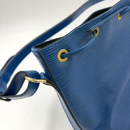 LOUIS VUITTON Petit Noe Epi toledo blue Shoulder bag