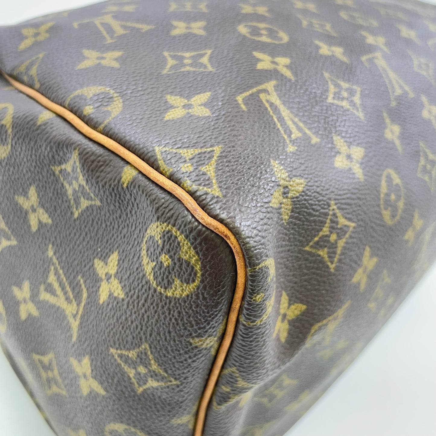 LOUIS VUITTON Speedy 40 monogram Handbag