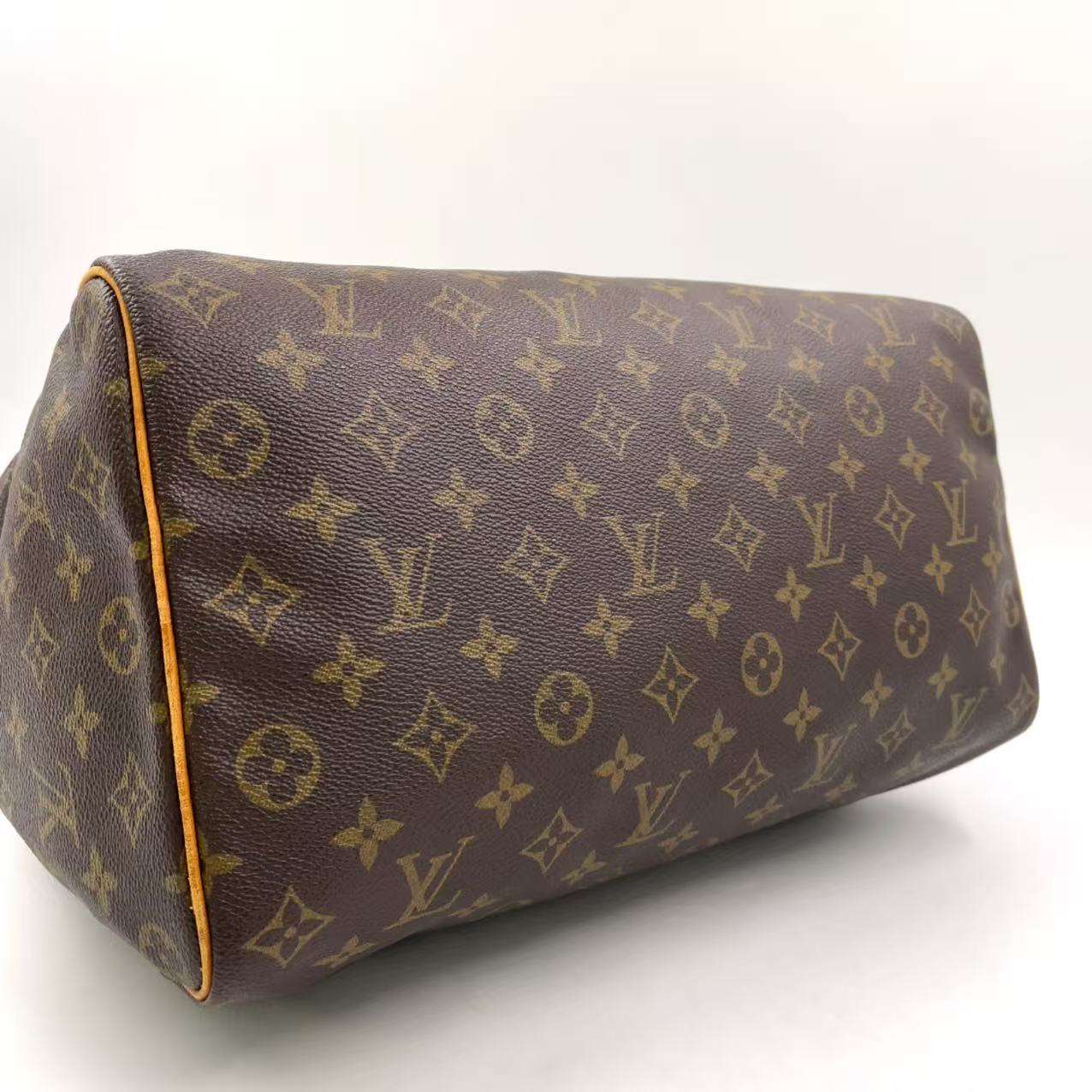 LOUIS VUITTON Speedy 35 monogram Handbag