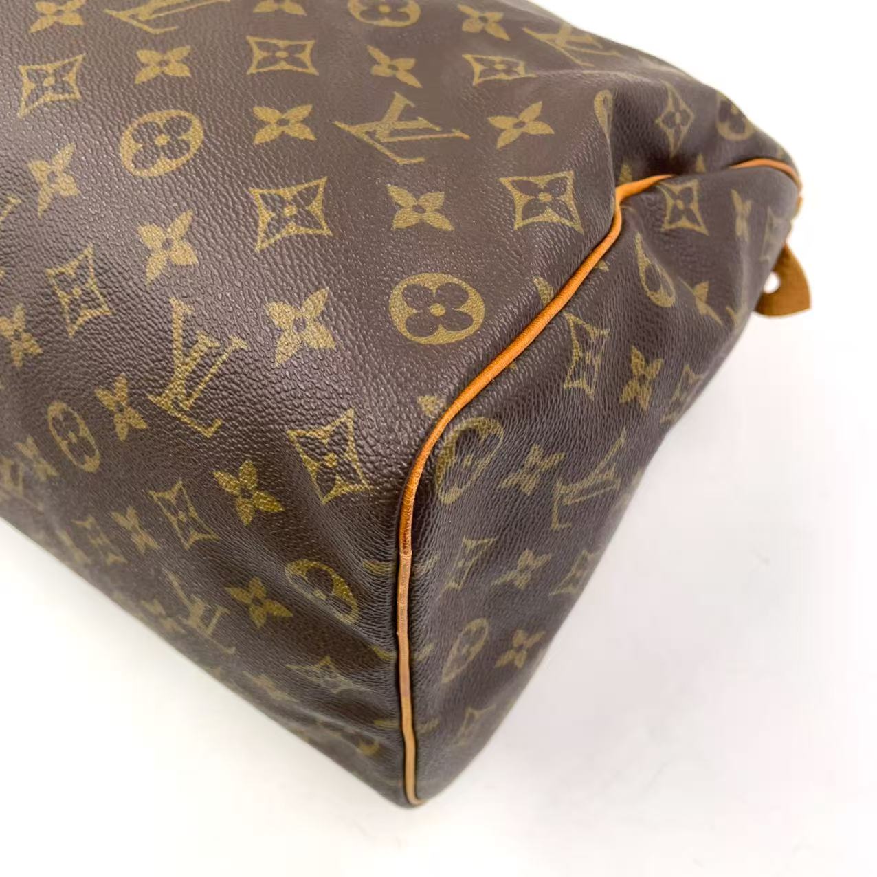 LOUIS VUITTON Speedy 35 monogram Handbag