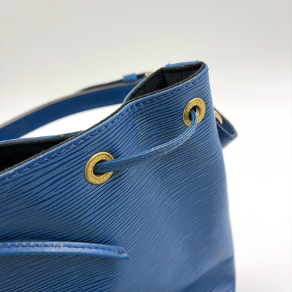 LOUIS VUITTON Petit Noe Epi toledo blue Shoulder bag