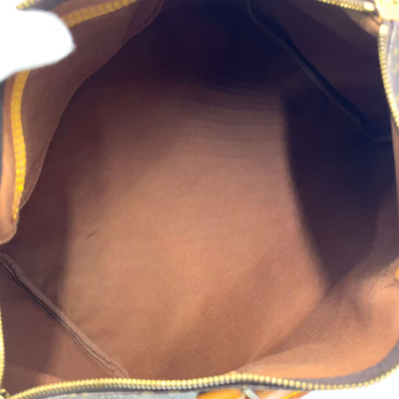 LOUIS VUITTON Speedy 35 monogram Handbag