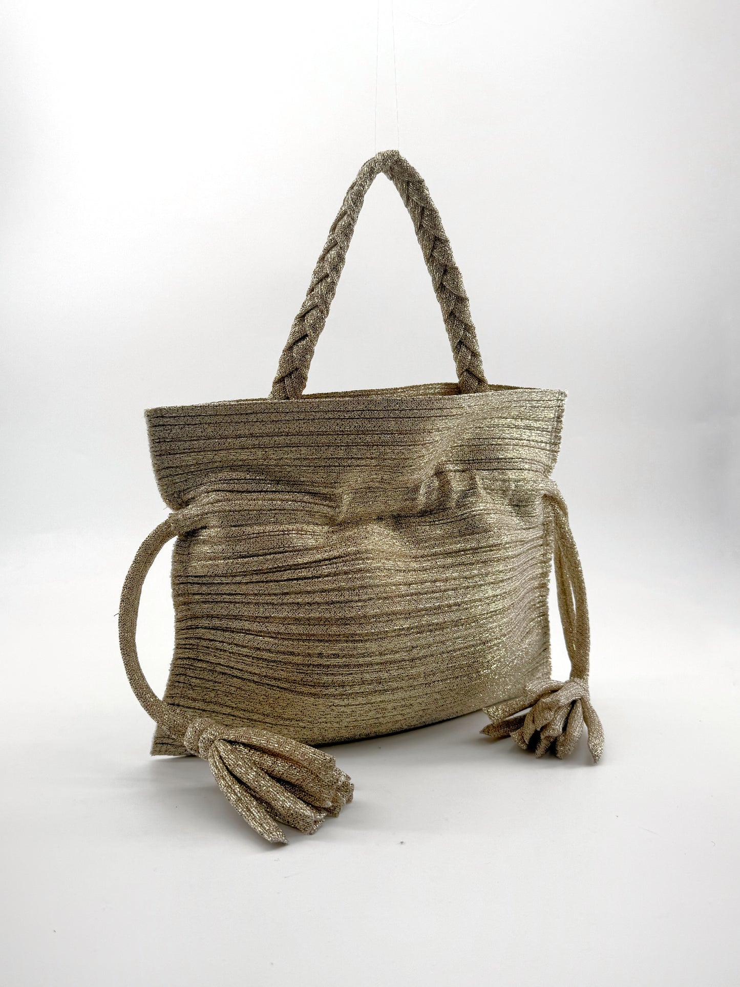 ISSEY MIYAKE PEATS PLEASE