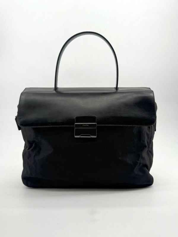 PRADA — vue 2