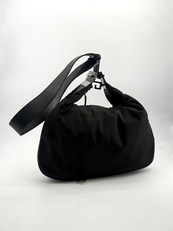 GUCCI CLINCH HOBO — vue 2